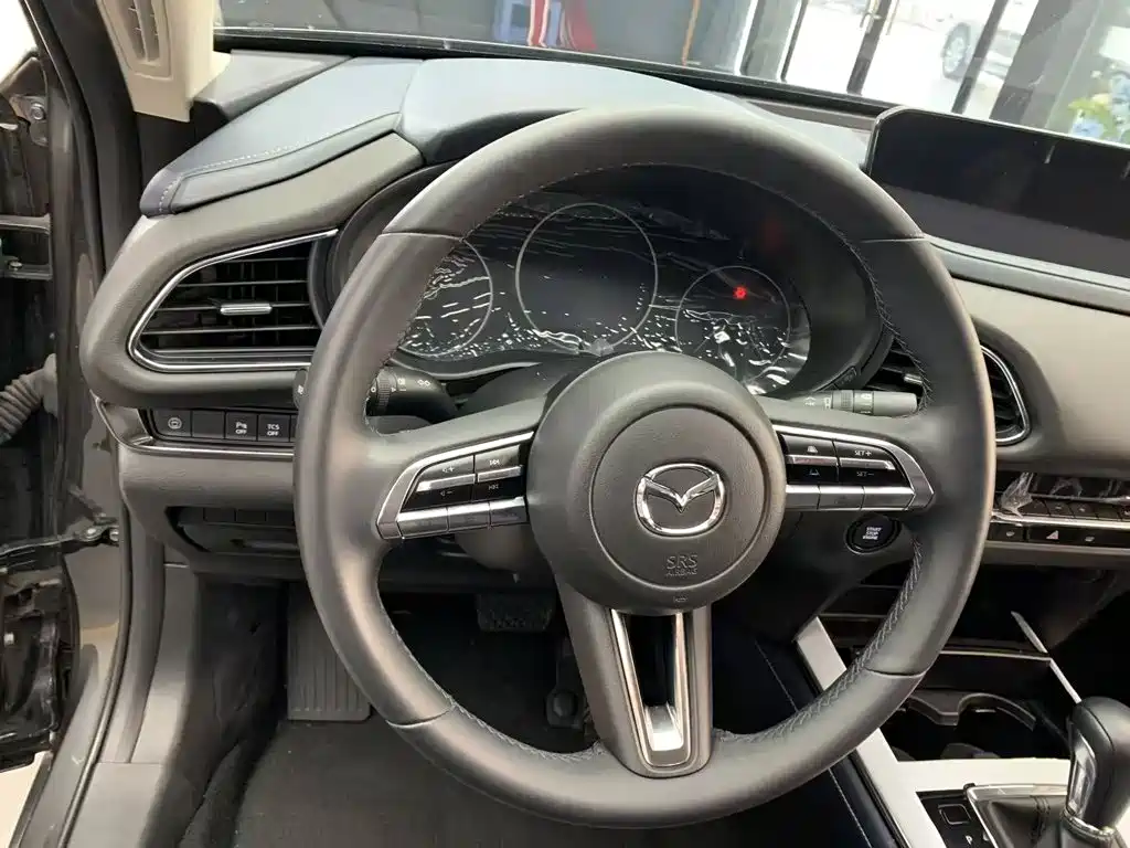 Mazda CX-30 — фото 5