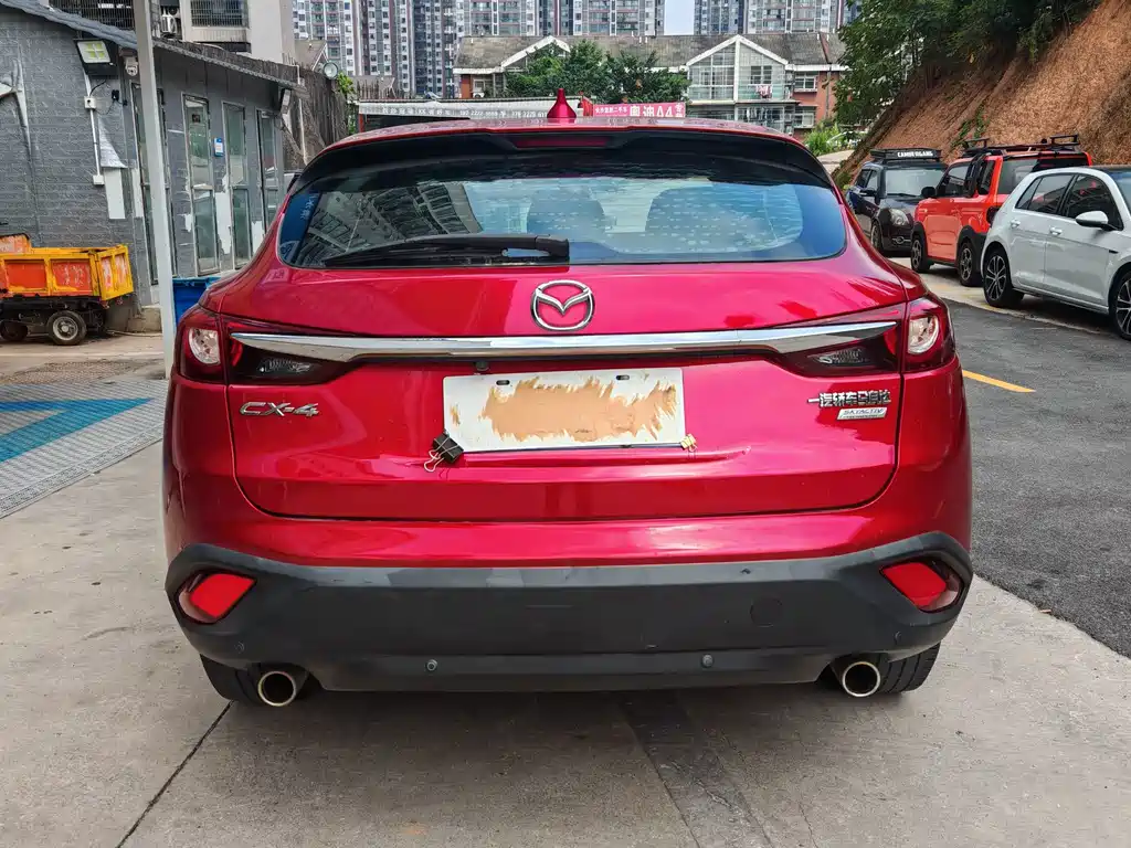 Mazda CX-4 — фото 11
