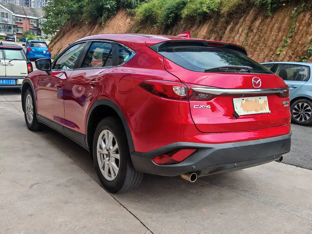 Mazda CX-4 — фото 10