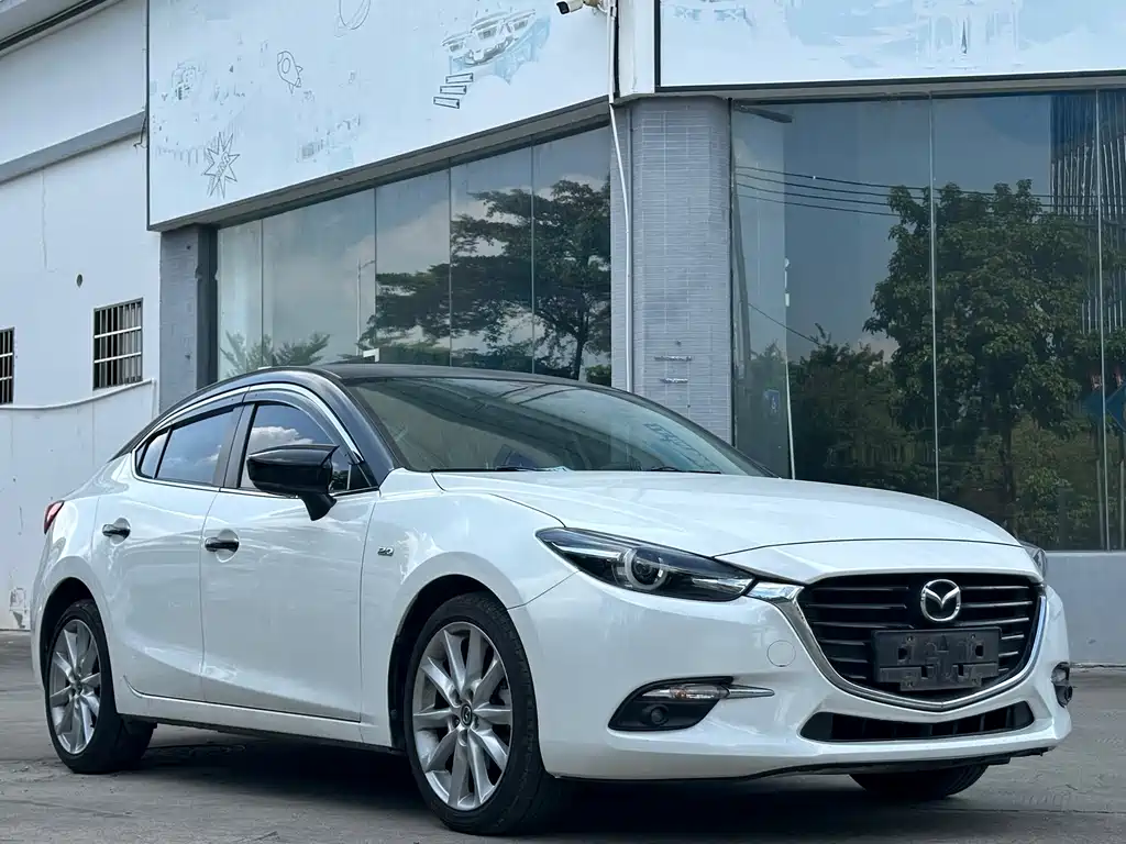 Mazda 3 Axela — фото 3