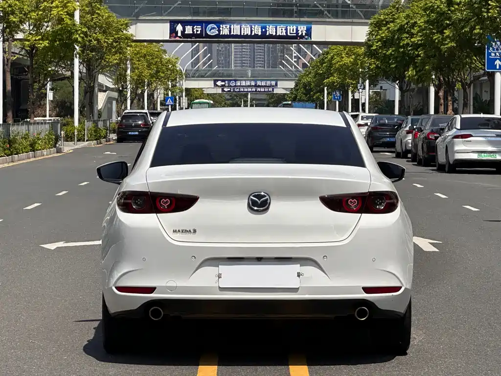 Mazda 3 Axela — фото 20
