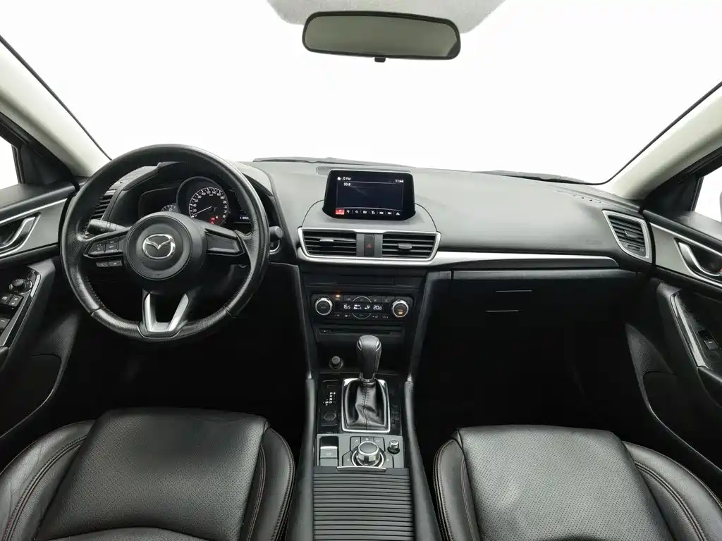 Mazda 3 Axela — фото 5