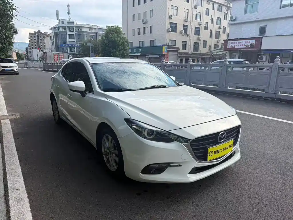 Mazda 3 Axela — фото 2