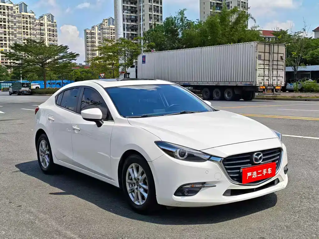 Mazda 3 Axela — фото 2