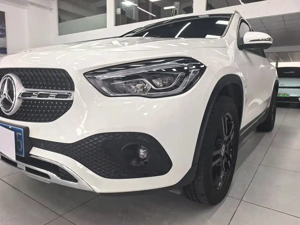 Mercedes-Benz GLA — фото 4