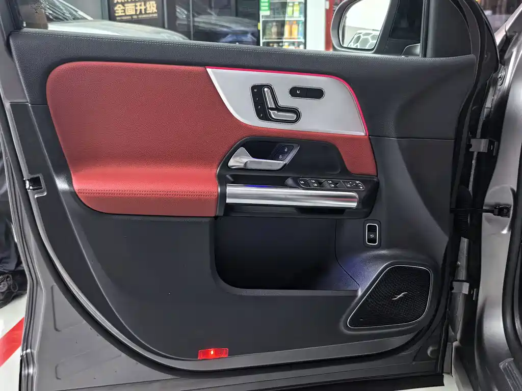 Mercedes-Benz GLA AMG — фото 13
