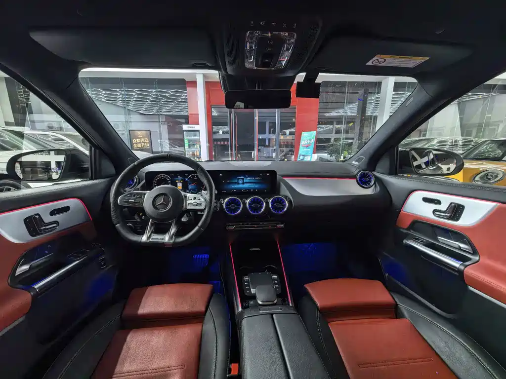 Mercedes-Benz GLA AMG — фото 24