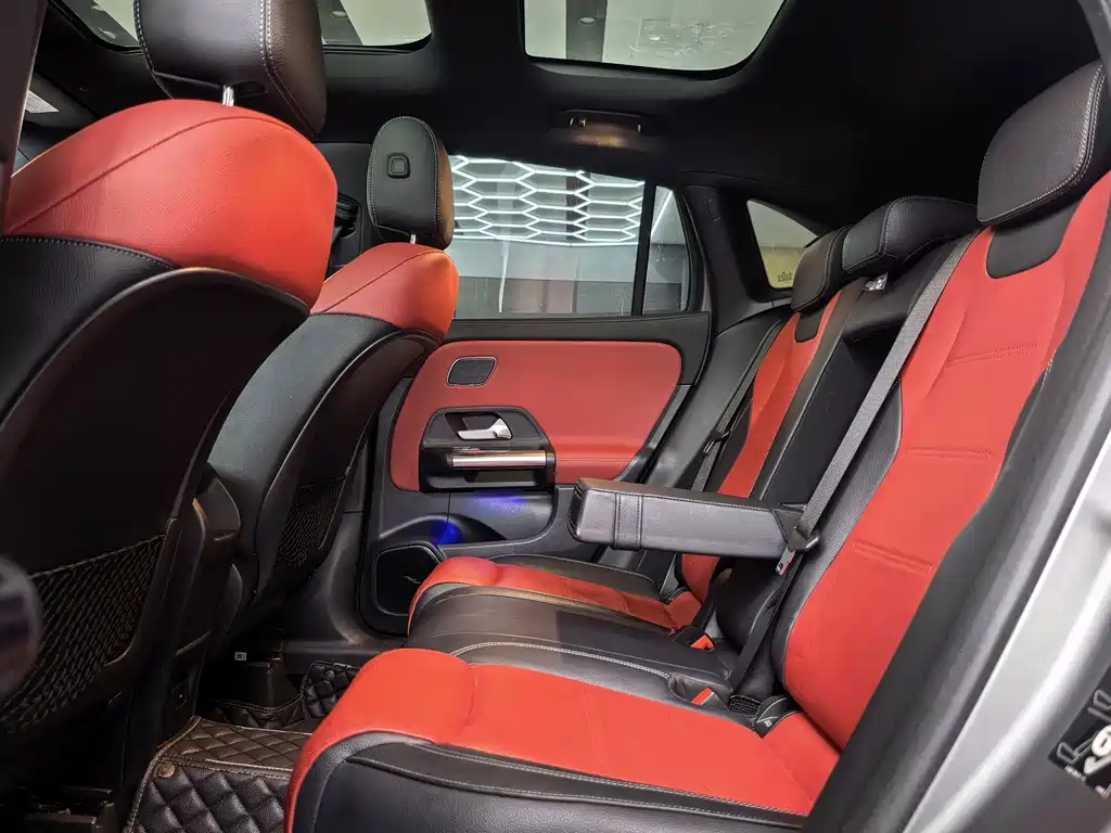 Mercedes-Benz GLA AMG — фото 25