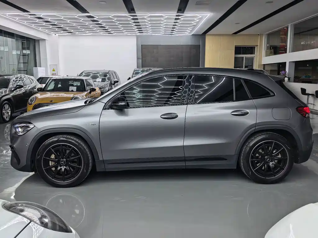 Mercedes-Benz GLA AMG — фото 4