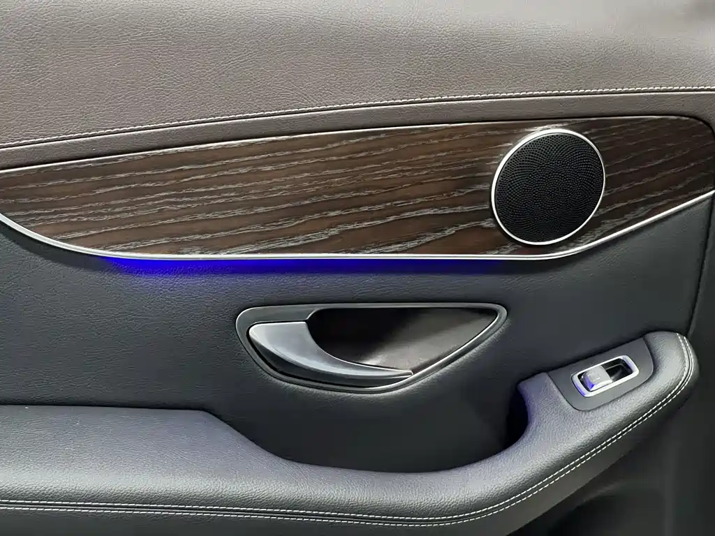 Mercedes-Benz GLC — фото 25