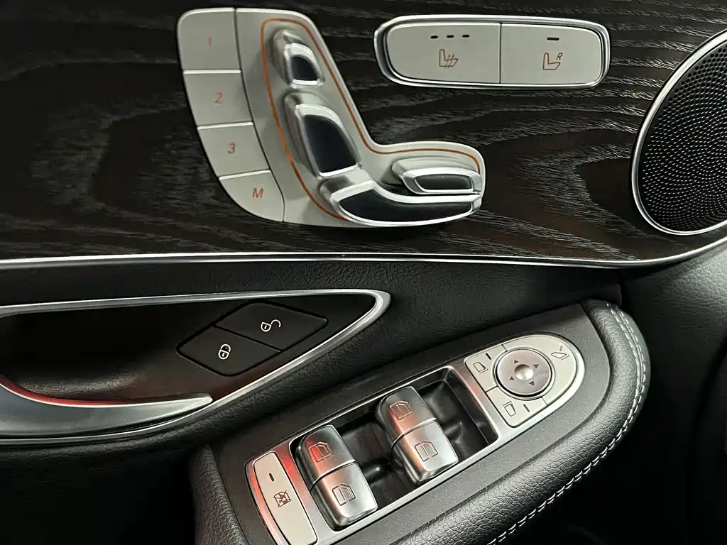 Mercedes-Benz GLC — фото 37
