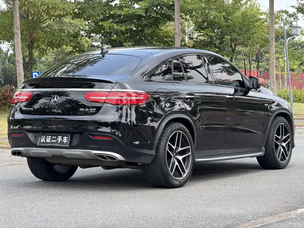 Mercedes-Benz GLE Coupe AMG — фото 7