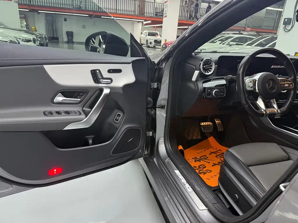 Mercedes-Benz CLA AMG — фото 5