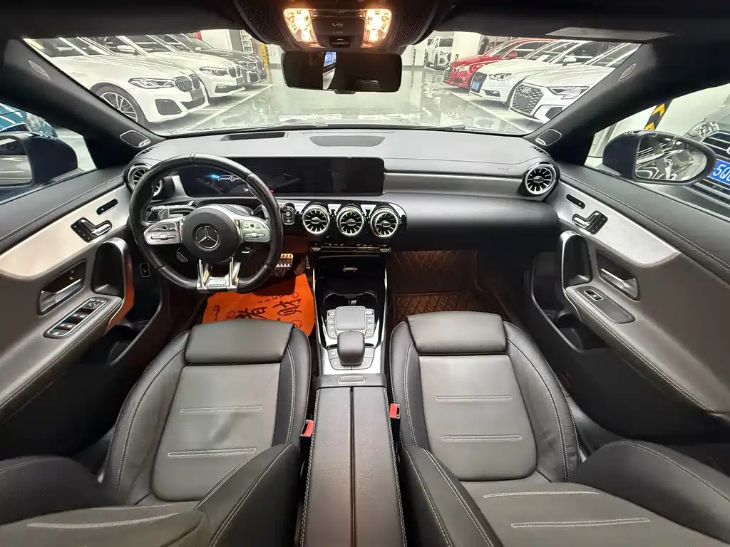 Mercedes-Benz CLA AMG — фото 9