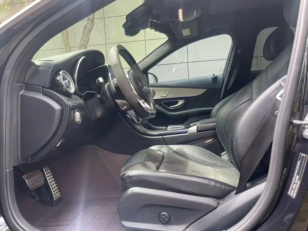 Mercedes-Benz C-Class AMG — фото 4