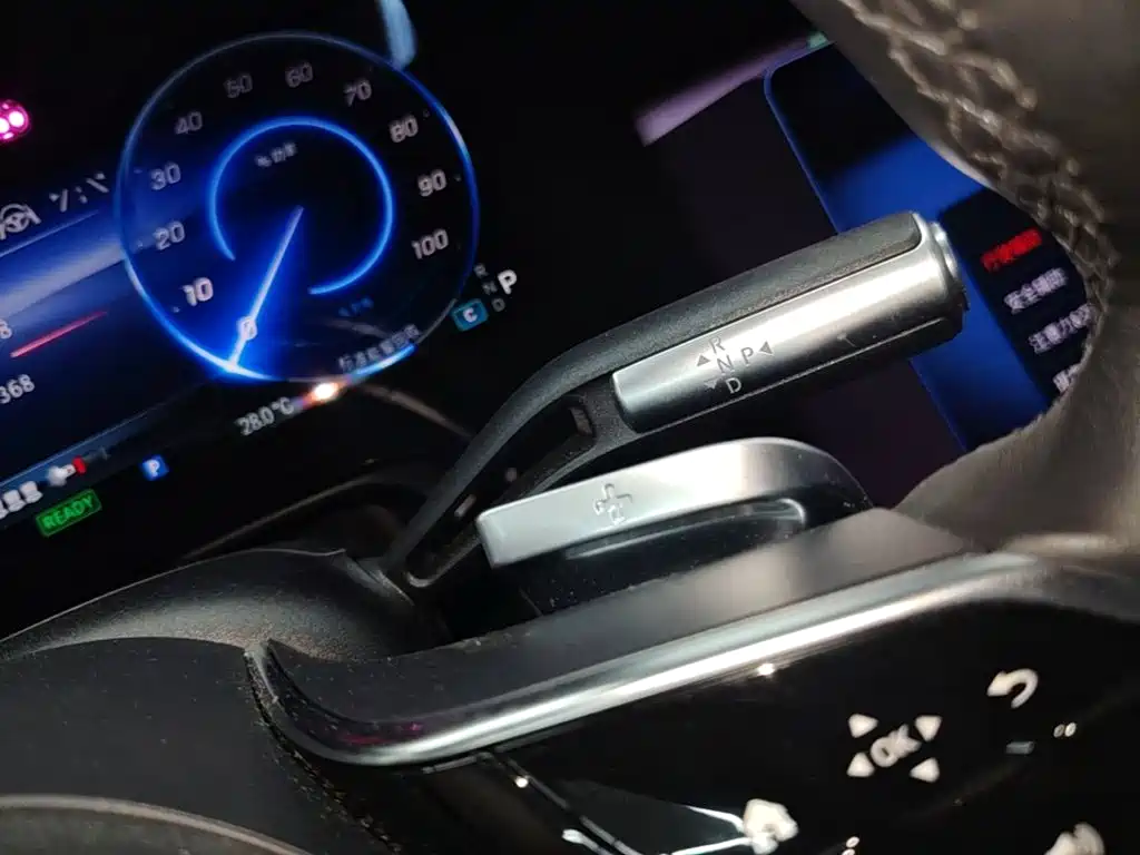 Mercedes-Benz EQS — фото 10