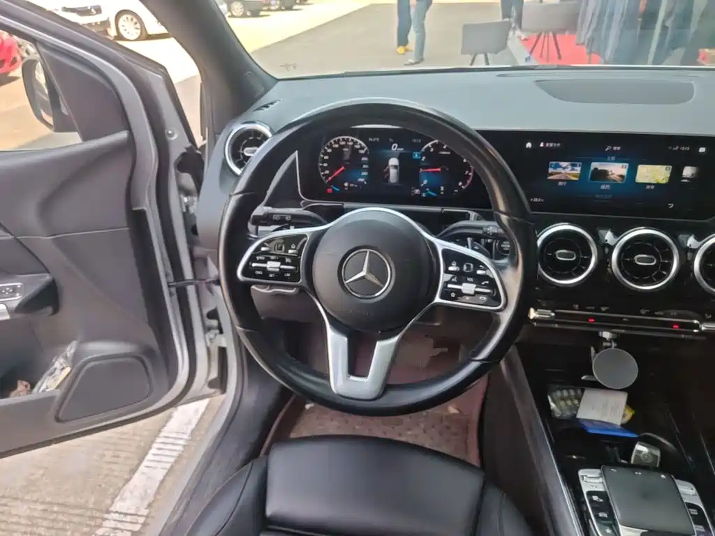 Mercedes-Benz B-Class — фото 11