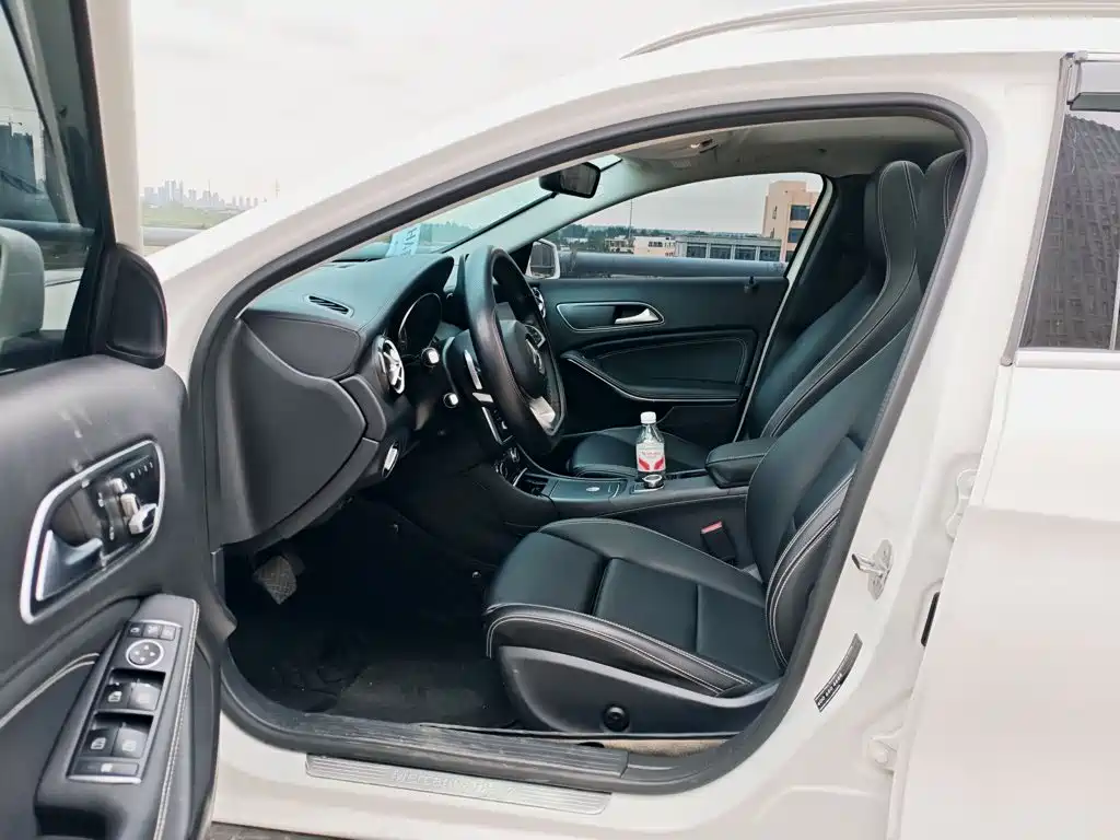 Mercedes-Benz GLA — фото 15