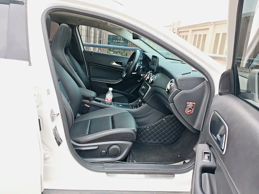Mercedes-Benz GLA — фото 25
