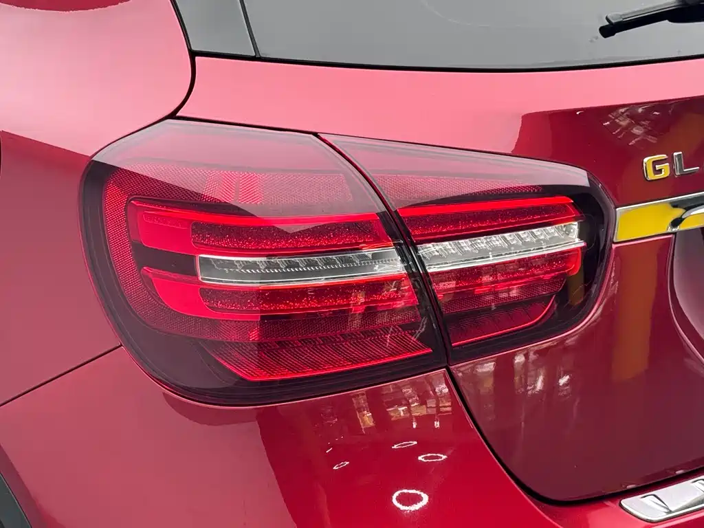 Mercedes-Benz GLA — фото 14