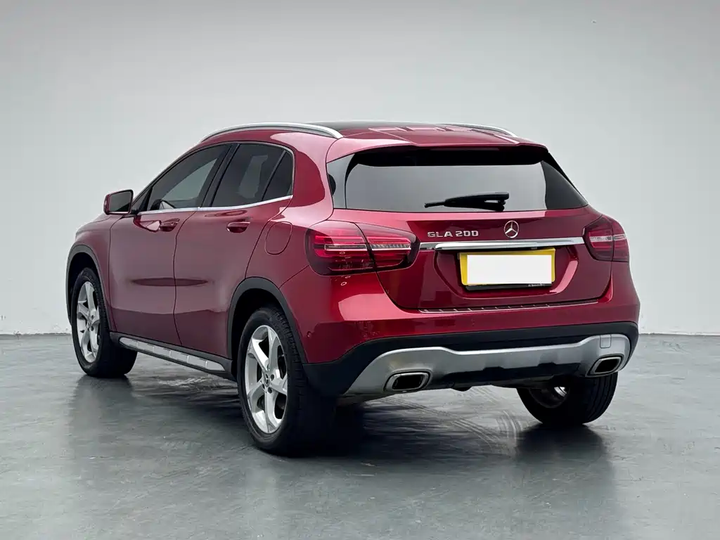 Mercedes-Benz GLA — фото 17