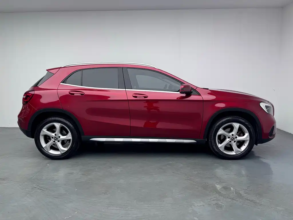 Mercedes-Benz GLA — фото 19