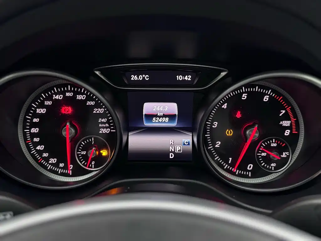 Mercedes-Benz GLA — фото 10
