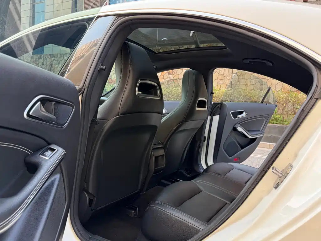 Mercedes-Benz CLA (Import) — фото 13