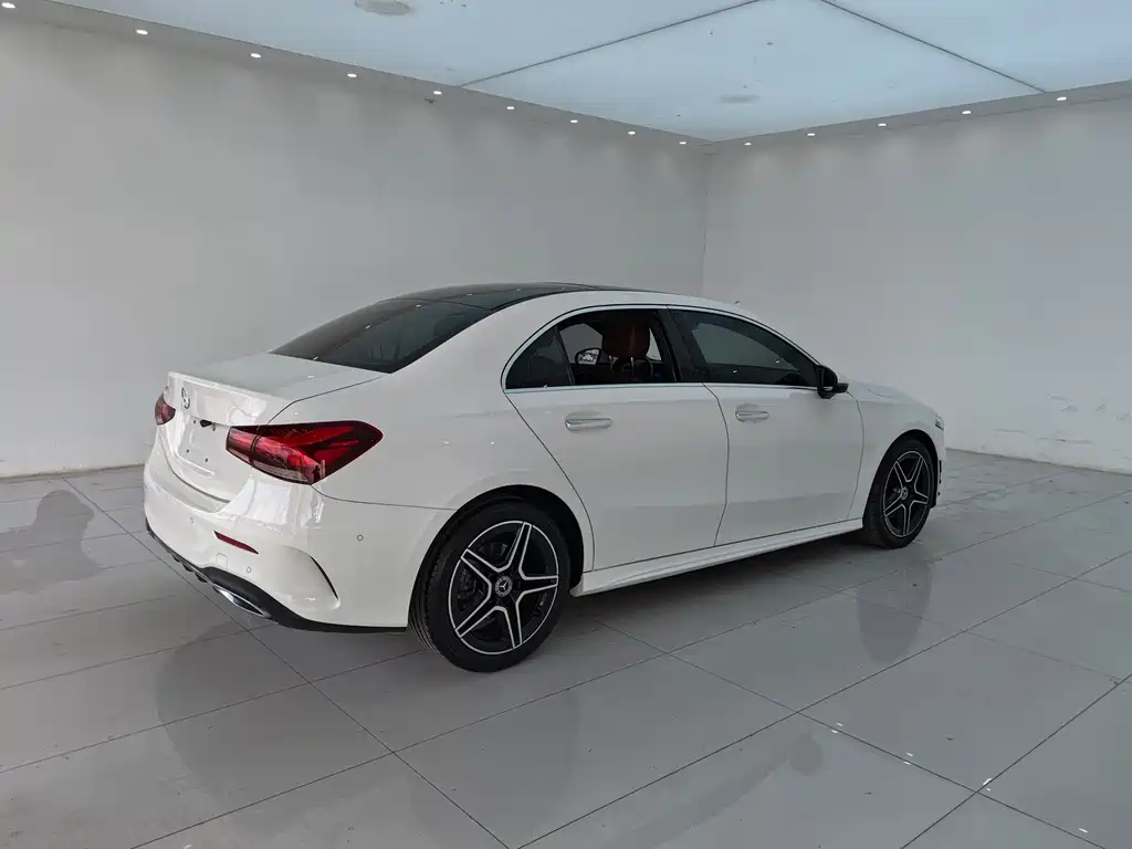 Mercedes-Benz A-Class — фото 4