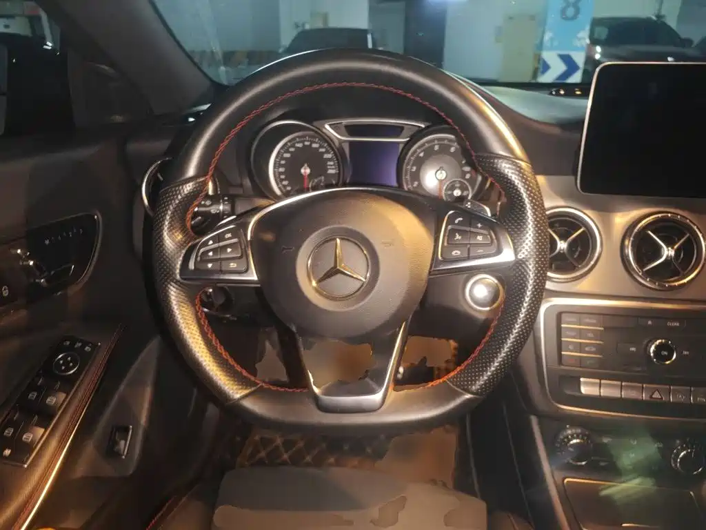 Mercedes-Benz CLA (Import) — фото 11