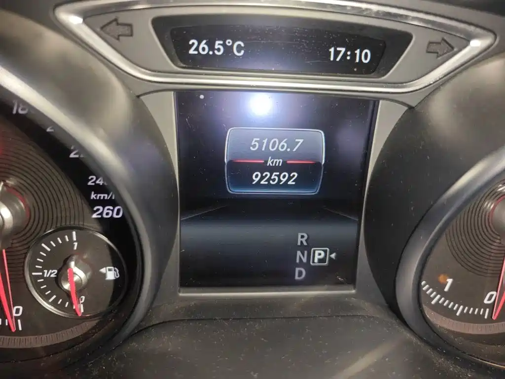 Mercedes-Benz CLA (Import) — фото 13