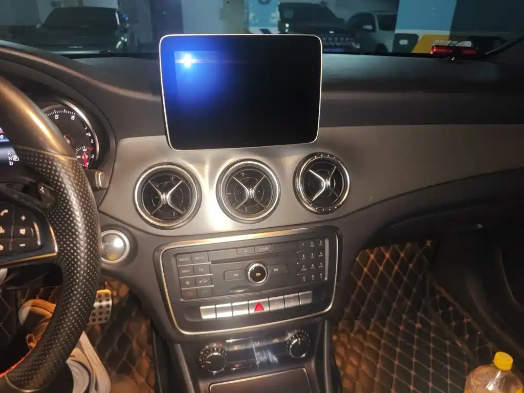 Mercedes-Benz CLA (Import) — фото 14