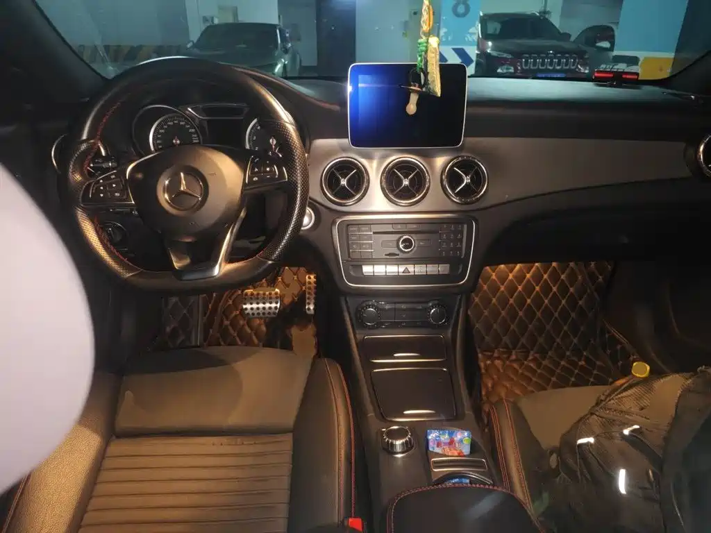 Mercedes-Benz CLA (Import) — фото 10