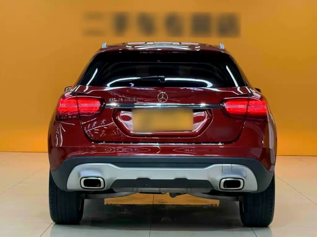 Mercedes-Benz GLA — фото 13
