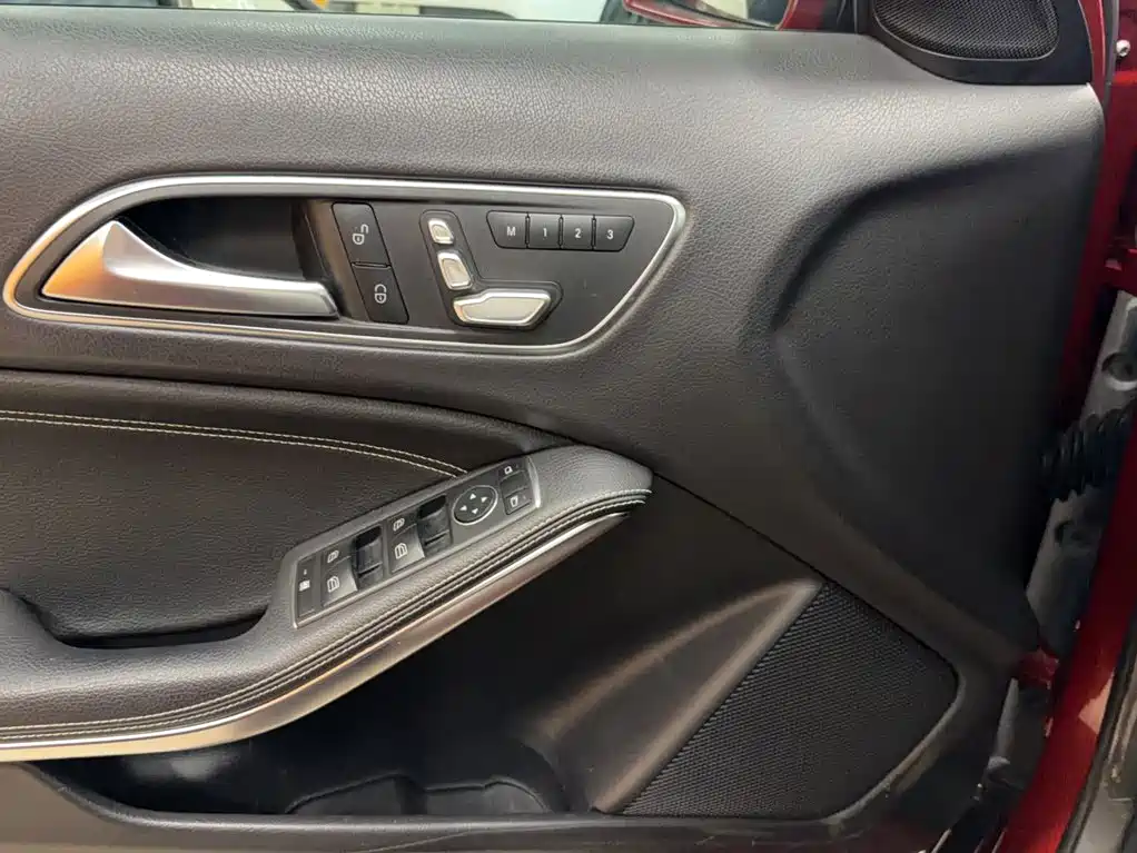 Mercedes-Benz GLA — фото 3