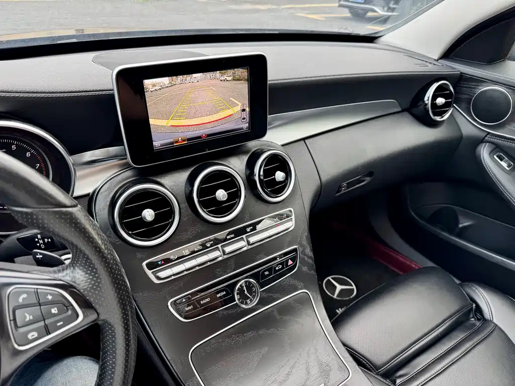 Mercedes-Benz C-Class — фото 15