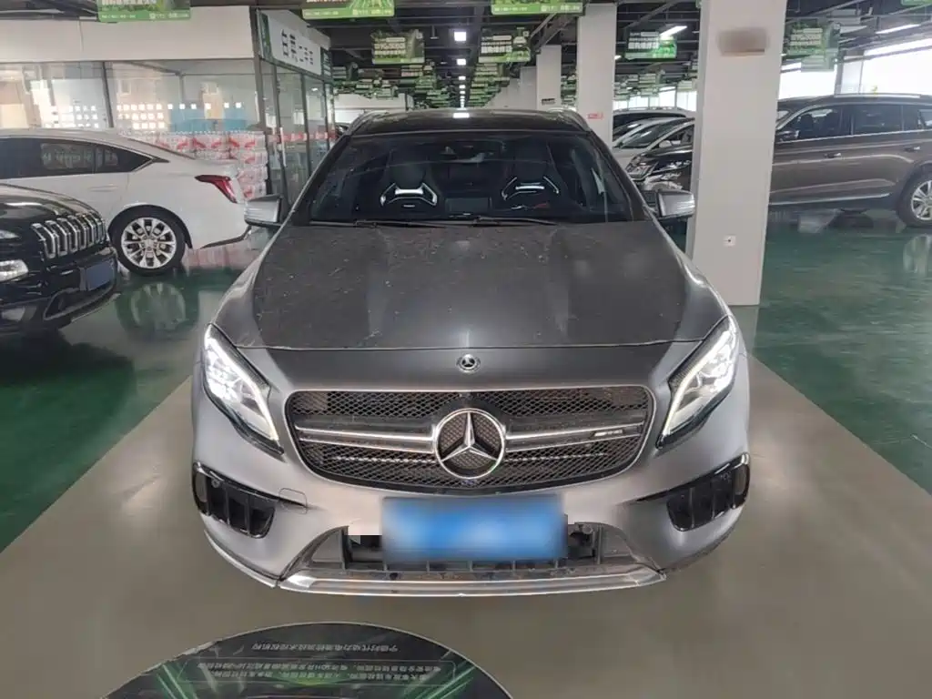 Mercedes-Benz GLA AMG — фото 3
