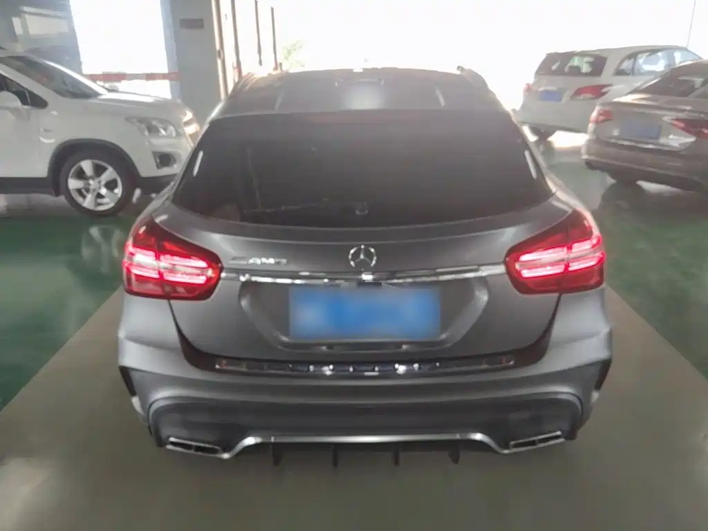 Mercedes-Benz GLA AMG — фото 6