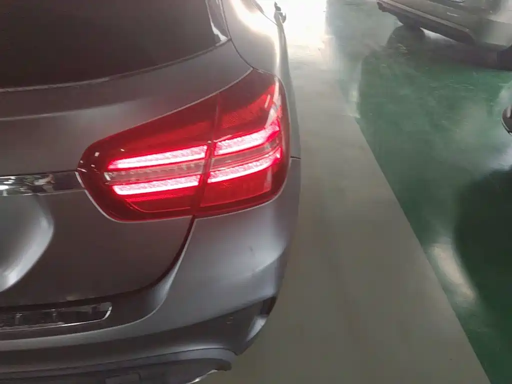 Mercedes-Benz GLA AMG — фото 8