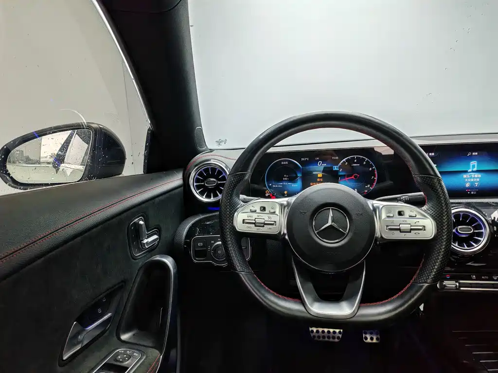 Mercedes-Benz CLA (Import) — фото 9