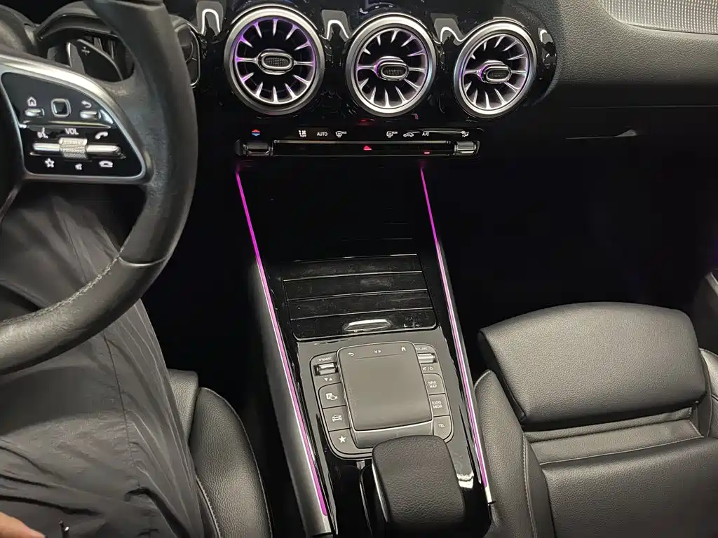 Mercedes-Benz GLA — фото 30
