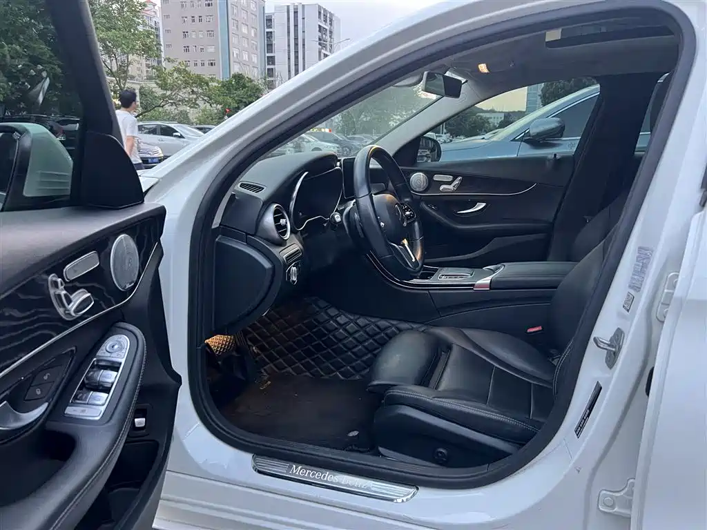 Mercedes-Benz C-Class (Import) — фото 4