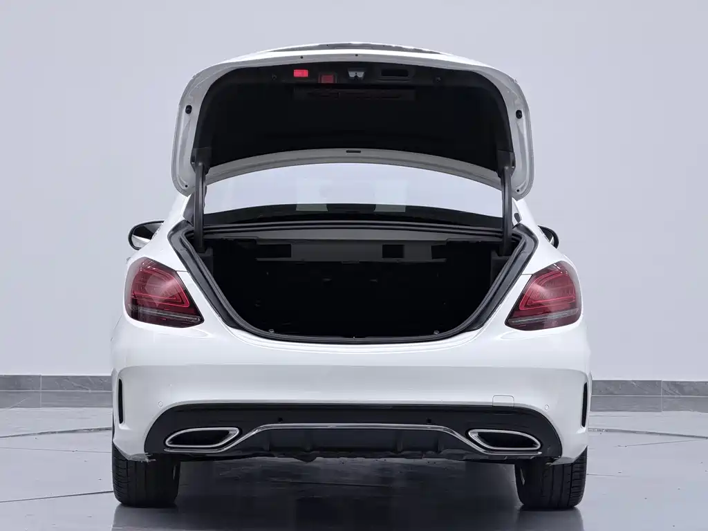 Mercedes-Benz C-Class — фото 13
