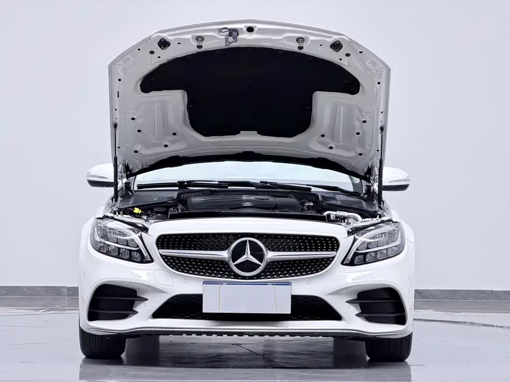 Mercedes-Benz C-Class — фото 16