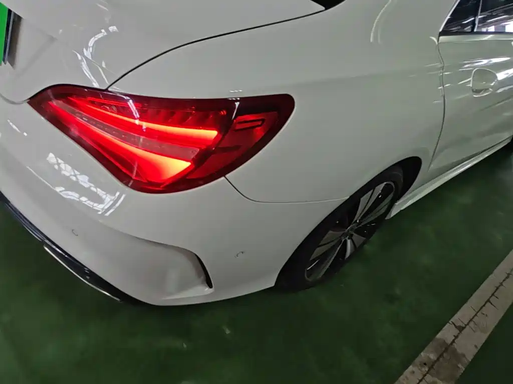 Mercedes-Benz CLA (Import) — фото 24