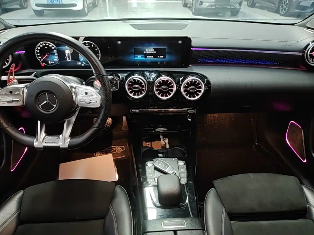 Mercedes-Benz A-Class — фото 14