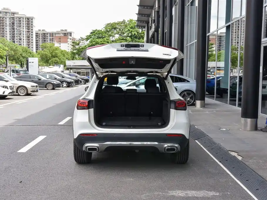 Mercedes-Benz GLA — фото 10