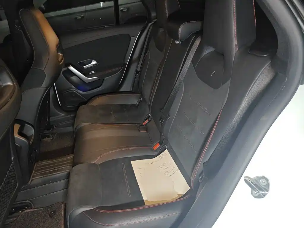 Mercedes-Benz CLA (Import) — фото 18