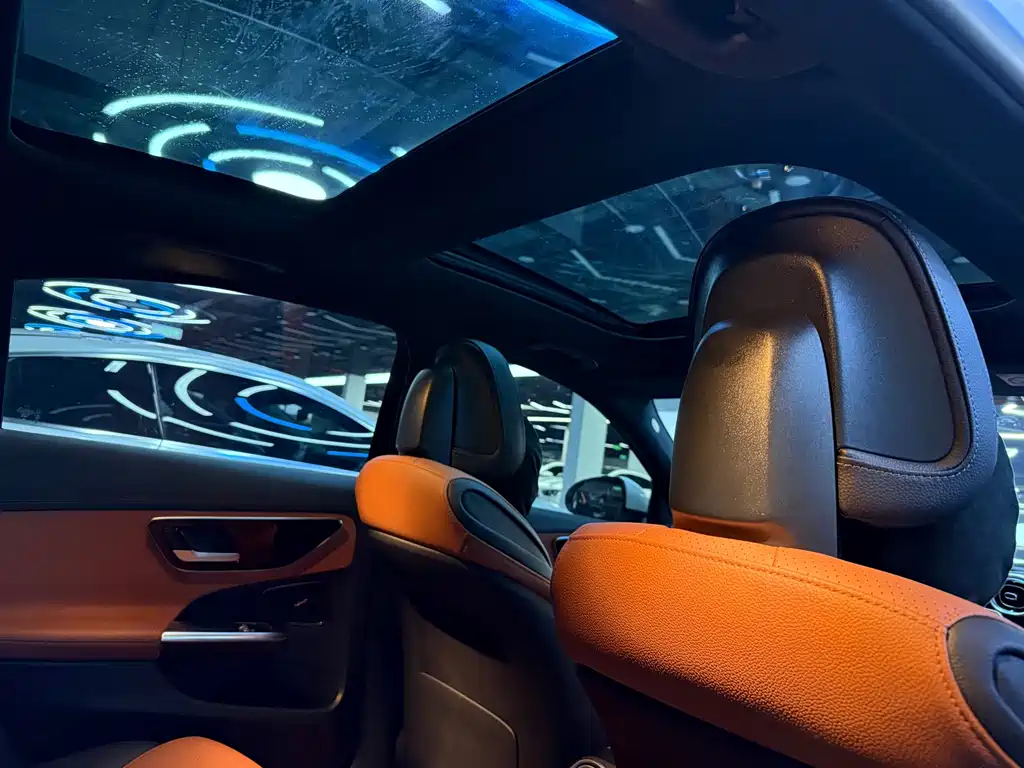 Mercedes-Benz C-Class — фото 14