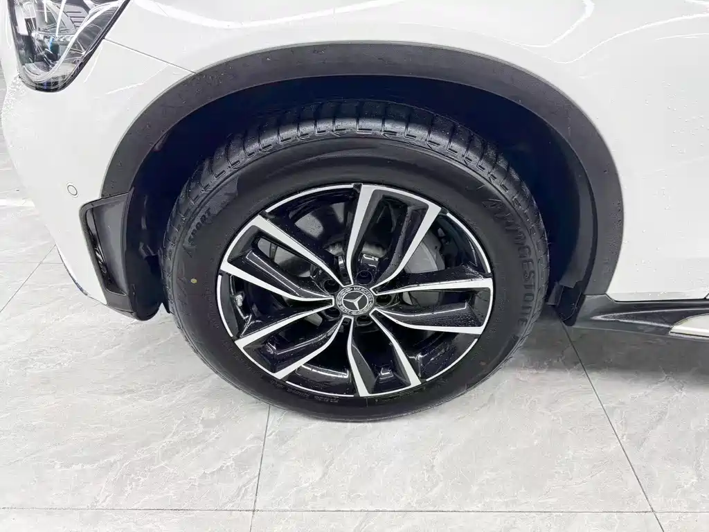 Mercedes-Benz GLC — фото 23